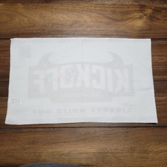 2025 Houston Texans + Hyundai Liberty White Out Towel NEW - Picture 2 of 3